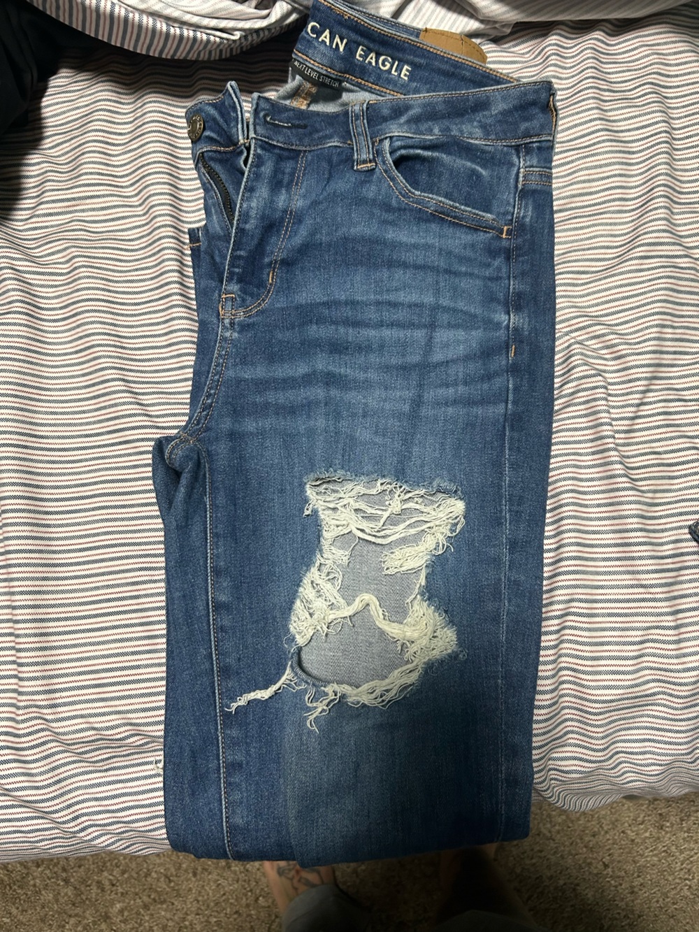 American Eagle Distressed Blue Skinny Jeans